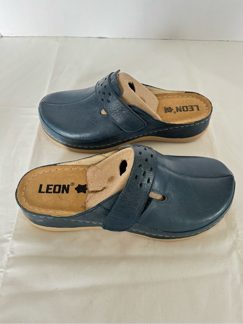LEON Slip-On Mule Clogs Slippers Shoes Size 41/9.5